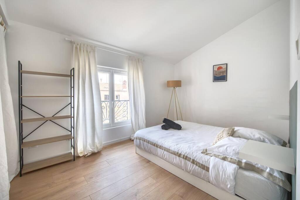 Superbe Appartement, Hypercentre, 4Chambres. Безие Екстериор снимка