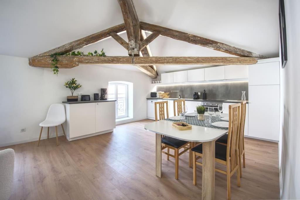 Superbe Appartement, Hypercentre, 4Chambres. Безие Екстериор снимка