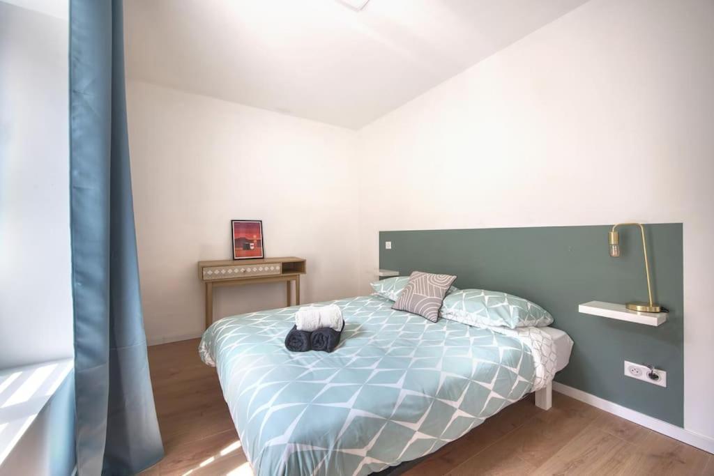 Superbe Appartement, Hypercentre, 4Chambres. Безие Екстериор снимка